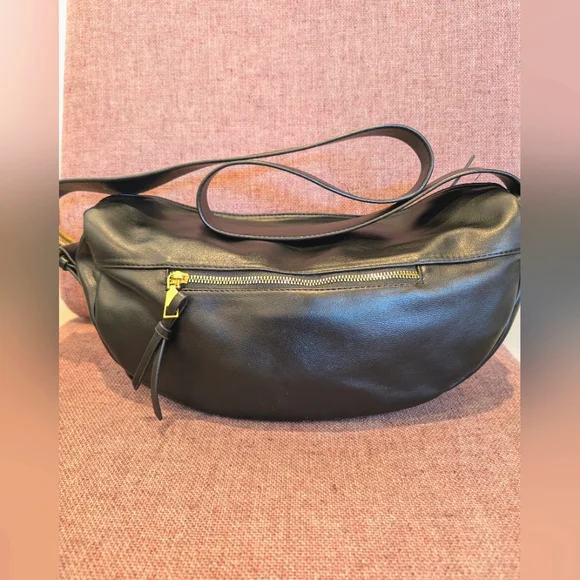 SLOUCHY VEGAN LEATHER CROSSBODY - Picture 1 of 6